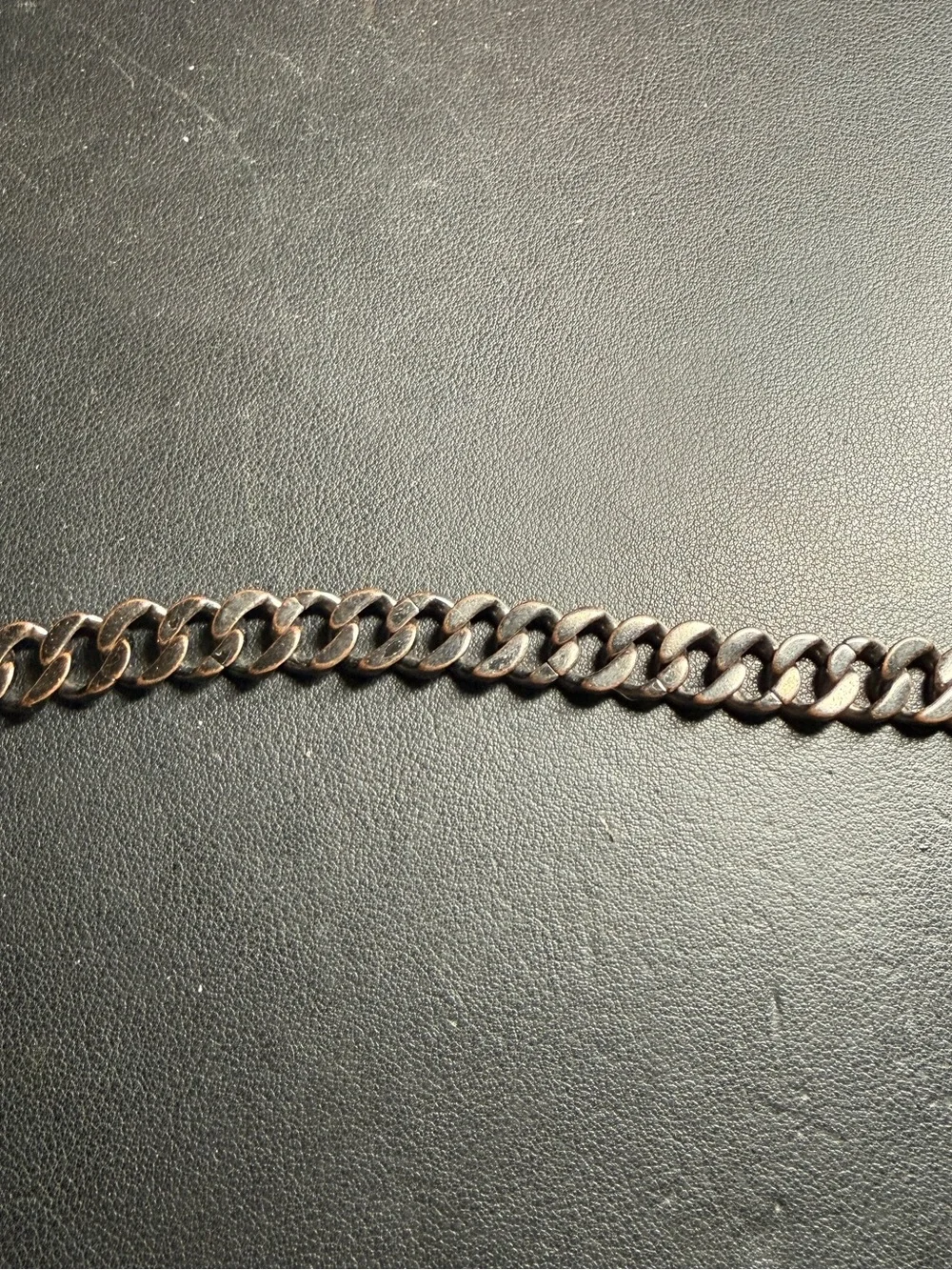 MARC BY MARC JACOBS CHUNKY CURB LINK GUNMETAL TONE RHINESTONE BRACELET TURN LOCK